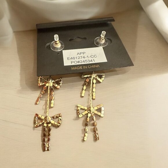 nOir Jewelry Crystal Bow Drop Earrings - NWT - Picture 6 of 6